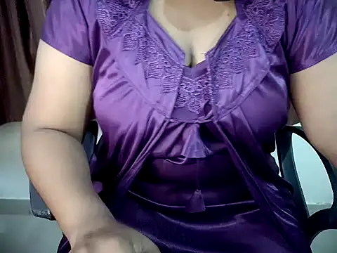 MALLU WAVEZZZ online show from June 9, 2026, 3:24 pm