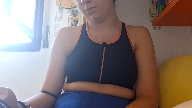 Foxyyy69 online show from July 4, 2026, 1:48 pm
