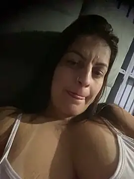 Snapshot of sweet_milenaa chatting on May 22, 2026, 3:04 am sweet milenaa online show from May 22, 2026, 3:04 am
