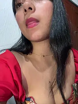 Snapshot of yul-dulce chatting on July 2, 2026, 2:01 am yul-dulce online show from July 2, 2026, 2:01 am