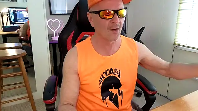 Snapshot of hotdadbod chatting on February 12, 2025, 9:43 pm hotdadbod online show from February 12, 2025, 9:43 pm