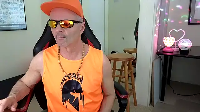 Snapshot of hotdadbod chatting on January 6, 2025, 9:22 pm hotdadbod online show from January 6, 2025, 9:22 pm