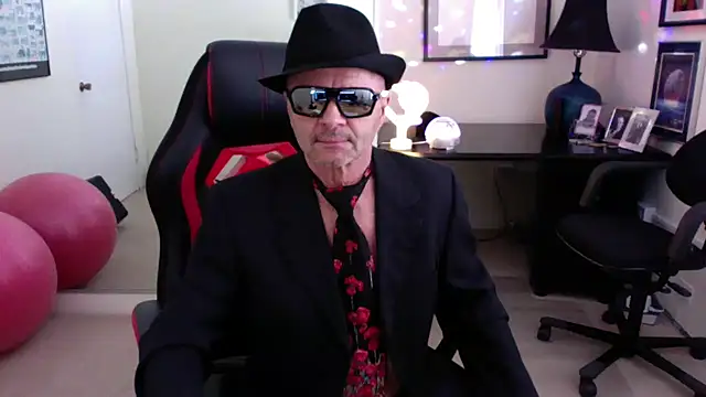 Snapshot of hotdadbod chatting on March 9, 2025, 8:52 pm hotdadbod online show from March 9, 2025, 8:52 pm