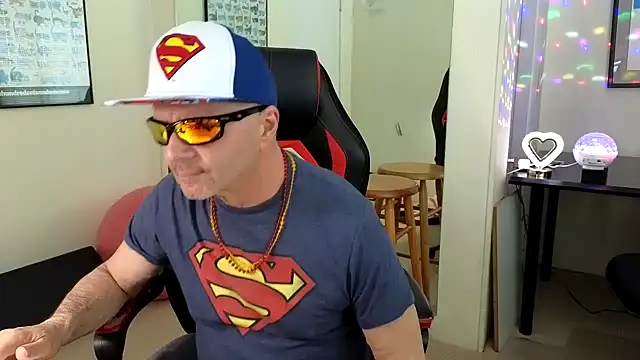 Snapshot of hotdadbod chatting on January 13, 2025, 9:31 pm hotdadbod online show from January 13, 2025, 9:31 pm