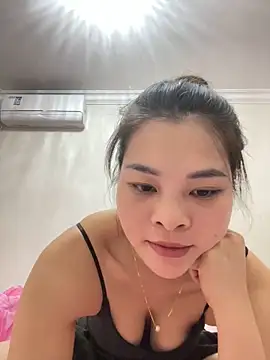 Snapshot of Lucky_xiao chatting on June 16, 2026, 12:21 am Lucky xiao online show from June 16, 2026, 12:21 am