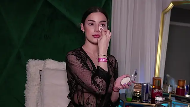 Snapshot of ScarletColesX chatting on June 13, 2026, 9:02 pm ScarletColesX online show from June 13, 2026, 9:02 pm