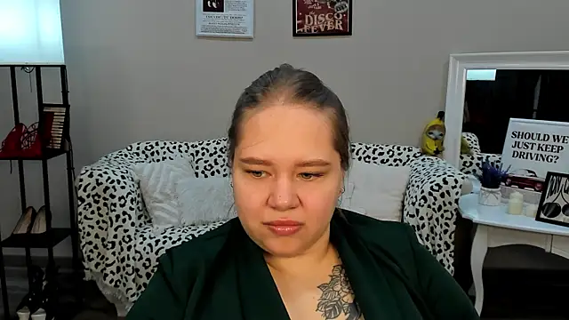 Snapshot of DianaKristol chatting on May 16, 2026, 5:23 pm DianaKristol online show from May 16, 2026, 5:23 pm