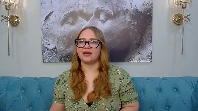 DianaKristol online show from June 19, 2026, 6:14 pm