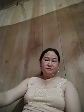 Full039 online show from May 19, 2026, 6:31 am