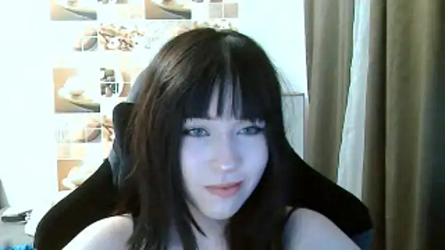 Snapshot of NoirEva chatting on June 15, 2026, 5:12 pm NoirEva online show from June 15, 2026, 5:12 pm
