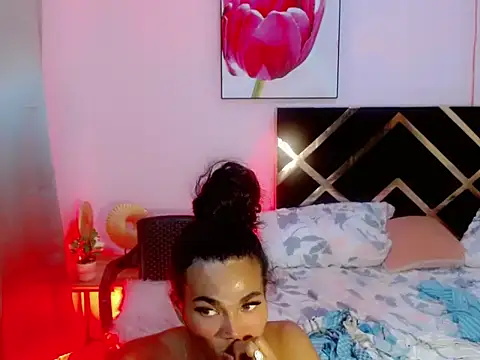 Snapshot of dani_exmixt chatting on May 21, 2026, 3:20 pm dani exmixt online show from May 21, 2026, 3:20 pm