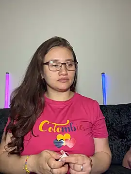 Sami ferrer online show from July 4, 2026, 5:03 am