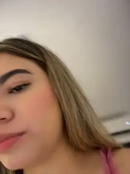 Snapshot of Vicky_Rico_ chatting on July 8, 2026, 2:03 am Vicky Rico online show from July 8, 2026, 2:03 am