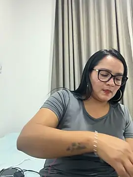rousee69  online show from June 14, 2026, 5:19 am
