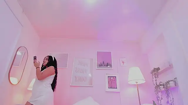 Kitty lulu  online show from June 20, 2026, 9:53 pm
