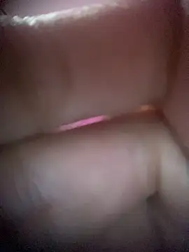hott-boyyy online show from May 15, 2026, 6:22 am