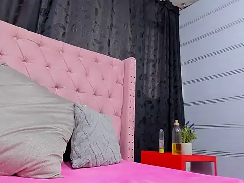 Feetfeticheh online show from June 25, 2026, 1:16 pm