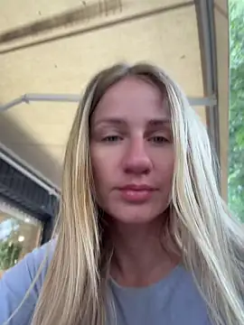 AnnaMist  online show from July 4, 2026, 6:53 am