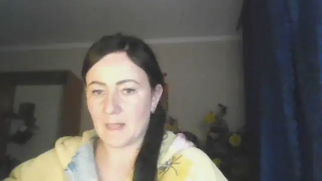 oksisexiii online show from May 15, 2026, 7:01 pm