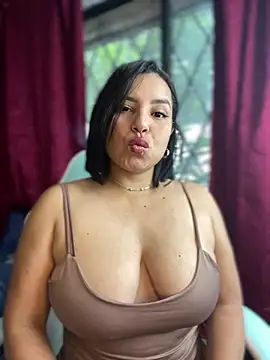 Elena Grace1 online show from June 4, 2026, 7:29 pm