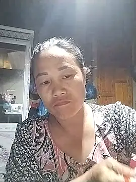 Caily-ly online show from May 30, 2026, 4:08 am