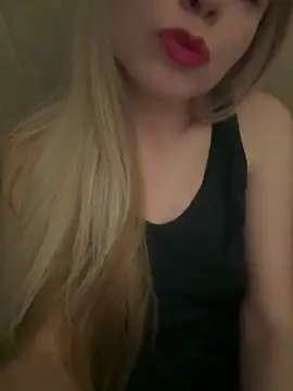 MirayHot online show from June 5, 2026, 10:26 pm