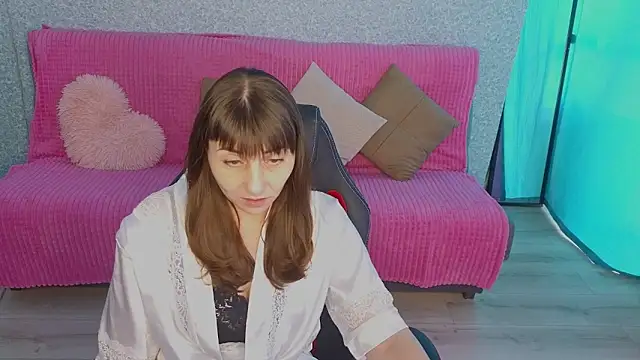 StelaDream online show from May 15, 2026, 9:40 am