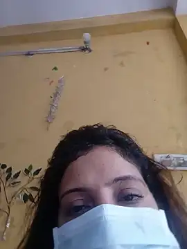 Snapshot of tanya2610 chatting on July 17, 2026, 6:43 am tanya2610 online show from July 17, 2026, 6:43 am