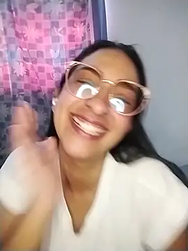 Snapshot of Pamela_sa chatting on May 24, 2026, 5:46 pm Pamela sa online show from May 24, 2026, 5:46 pm