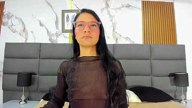 Snapshot of SophiieCalloway1 chatting on June 3, 2026, 2:18 pm SophiieCalloway1 online show from June 3, 2026, 2:18 pm