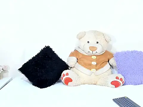 Hellen Owenzz online show from June 23, 2026, 9:29 am