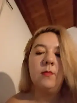 Uvabombom69 online show from July 7, 2026, 7:23 am