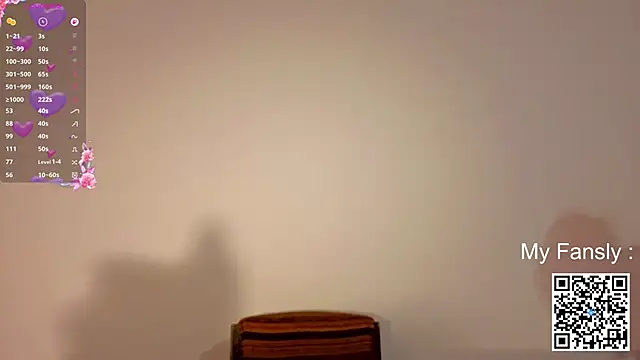 Emilya201 online show from June 15, 2026, 9:36 pm
