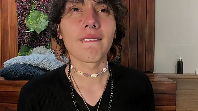 Snapshot of Brunodeluca_ chatting on June 27, 2026, 6:25 pm Brunodeluca online show from June 27, 2026, 6:25 pm