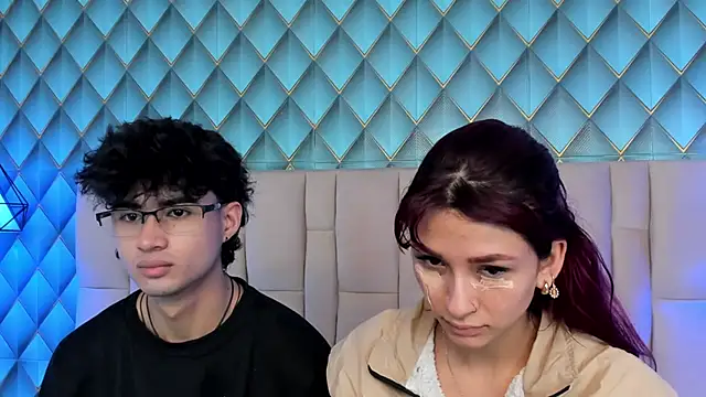 Snapshot of Sofia-Ethan chatting on June 6, 2026, 1:38 pm Sofia-Ethan online show from June 6, 2026, 1:38 pm