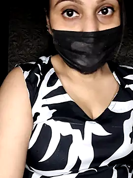 Snapshot of HORNI_SHALU50 chatting on May 19, 2026, 9:05 am HORNI SHALU50 online show from May 19, 2026, 9:05 am
