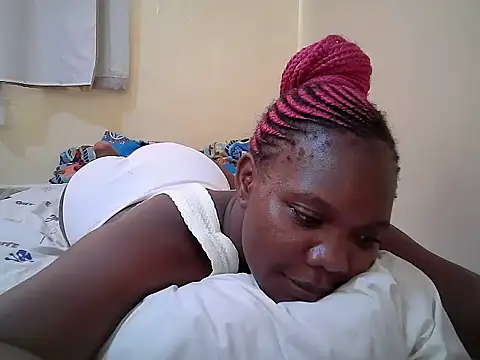 Snapshot of sweet-tiffy chatting on June 8, 2026, 1:33 pm sweet-tiffy online show from June 8, 2026, 1:33 pm