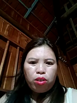 Snapshot of -Yeyi- chatting on June 20, 2026, 2:55 pm -Yeyi- online show from June 20, 2026, 2:55 pm