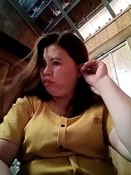 Snapshot of -Yeyi- chatting on June 21, 2026, 4:40 am -Yeyi- online show from June 21, 2026, 4:40 am