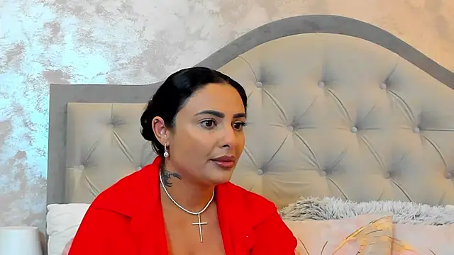 Bianca Vale online show from July 5, 2026, 5:36 am