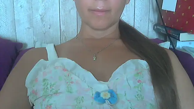 Bella--White online show from June 26, 2026, 6:41 am