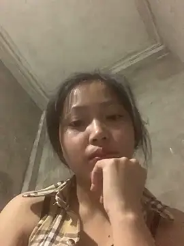hinami-lo online show from May 19, 2026, 8:32 am