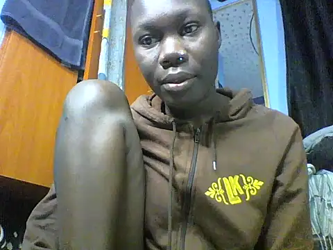 Snapshot of bluevile12 chatting on June 18, 2026, 4:12 pm bluevile12 online show from June 18, 2026, 4:12 pm