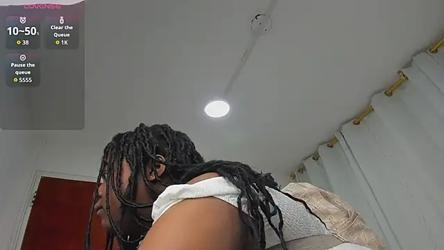 Snapshot of Ayanaa_Ebony_ chatting on June 21, 2026, 11:16 am Ayanaa Ebony online show from June 21, 2026, 11:16 am