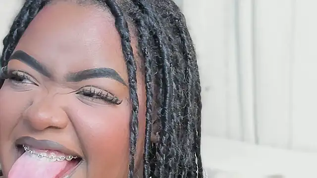Snapshot of Ayanaa_Ebony_ chatting on June 6, 2026, 11:15 am Ayanaa Ebony online show from June 6, 2026, 11:15 am
