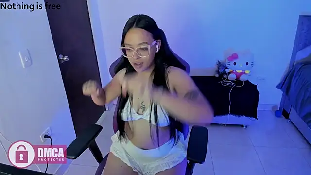 Spicydollx 1 online show from June 6, 2026, 4:12 pm