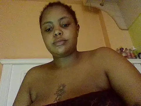 sexychubby22 online show from May 27, 2026, 2:35 pm