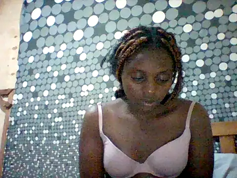 liligal online show from June 23, 2026, 8:07 pm