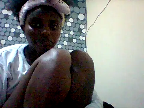 liligal online show from June 4, 2026, 8:46 pm