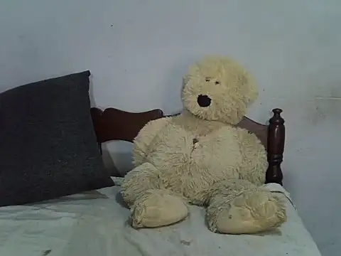 Bianca0011 online show from May 31, 2026, 3:45 am